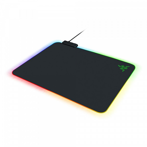 Mousepad Gamer Razer Firefly V2, Chroma, Control/Speed, Médio (355x255mm) - RZ02-03020100-R3U1