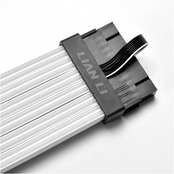 Cabo Extensor Lian Li Strimer Plus Triple, RGB, 8 Pinos - STRIMERTRIPLE8PIN PLUS