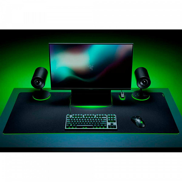 Mousepad Gamer Razer Gigantus V2, Control/Speed, 3XL (1200x550mm) - RZ02-03330500-R3U1